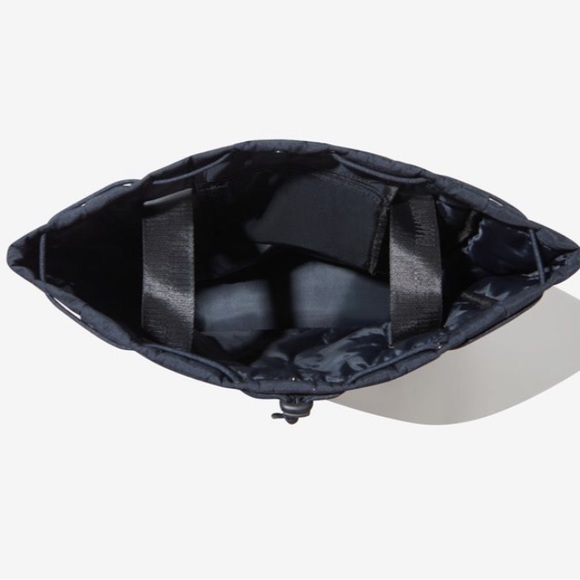 NWT Beyond Yoga convertible gym bag - Picture 5 of 7